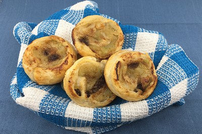 Apple, Sultana & Cinnamon Scrolls