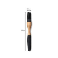 Round Pastry Brush - Beech/Silicone 22cm